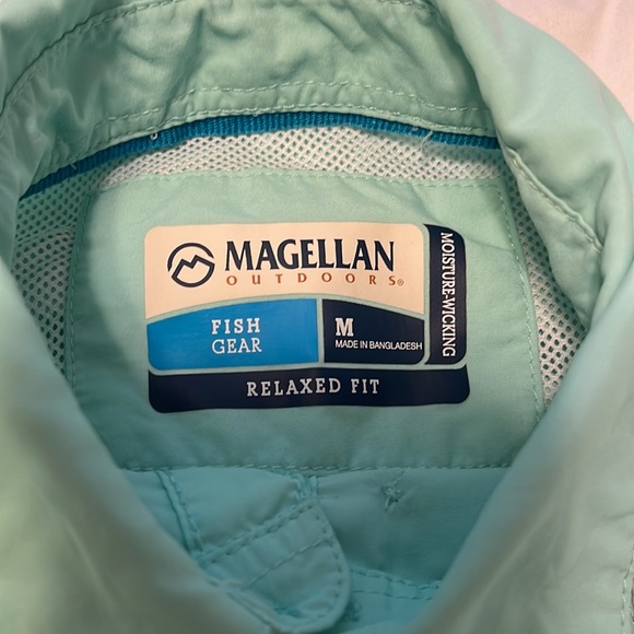 Lot of 2 fishing button down shirts both fit boy 10/12 - Picture 3 of 7